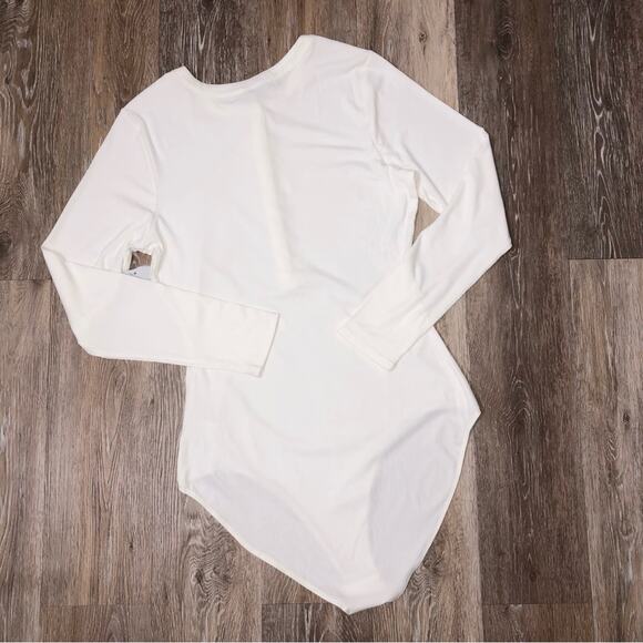 Collective Concepts Henley Bodysuit Ivory 1X NWT - Picture 3 of 6